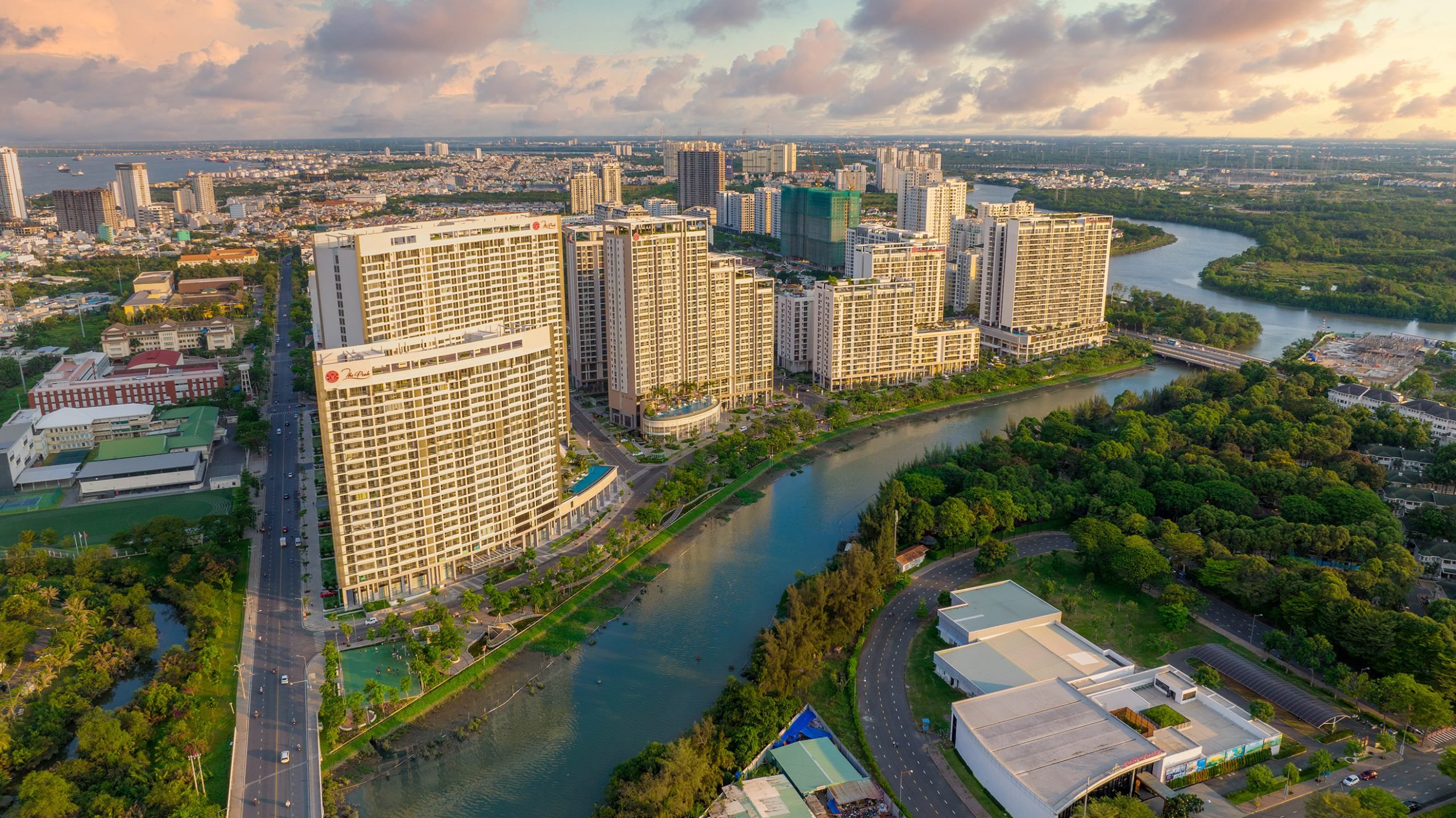 THE PEAK (KHU MIDTOWN)